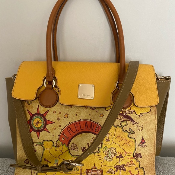 PRELOVED AUTHENTIC BRERA TWO WAY BAG - Picture 2 of 16